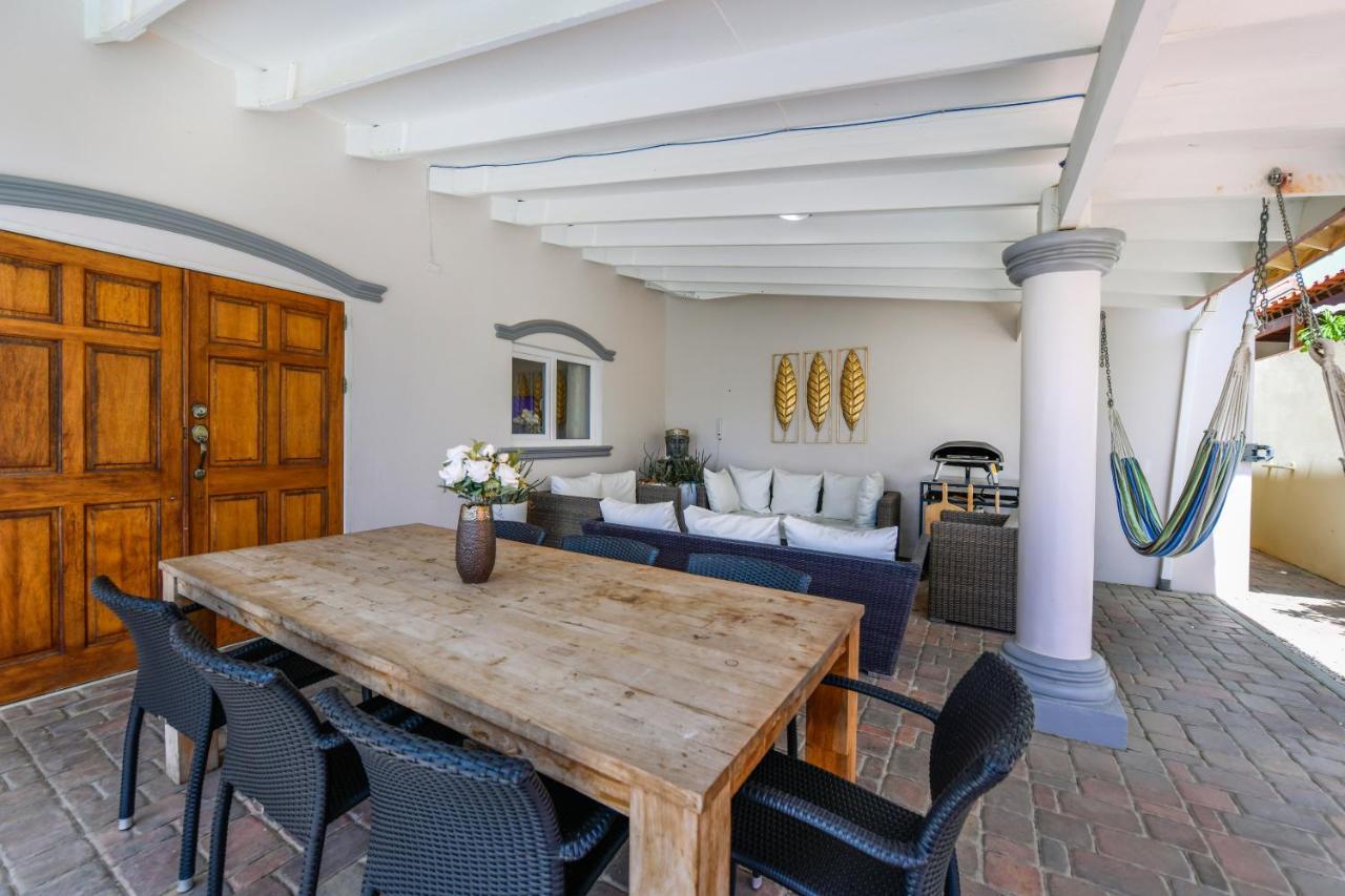 Villa Swiss Paradise With Private Pool Palm Beach Exterior foto
