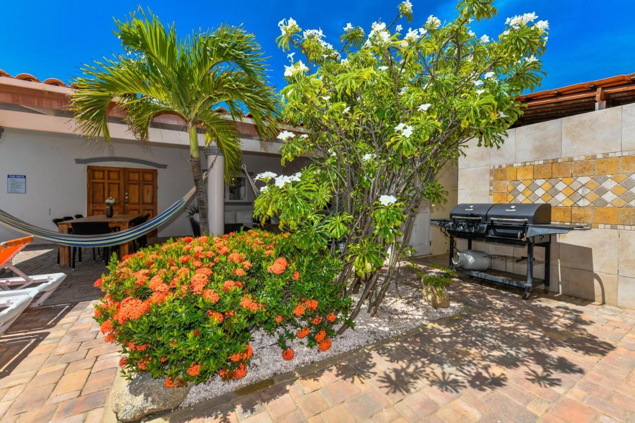 Villa Swiss Paradise With Private Pool Palm Beach Exterior foto