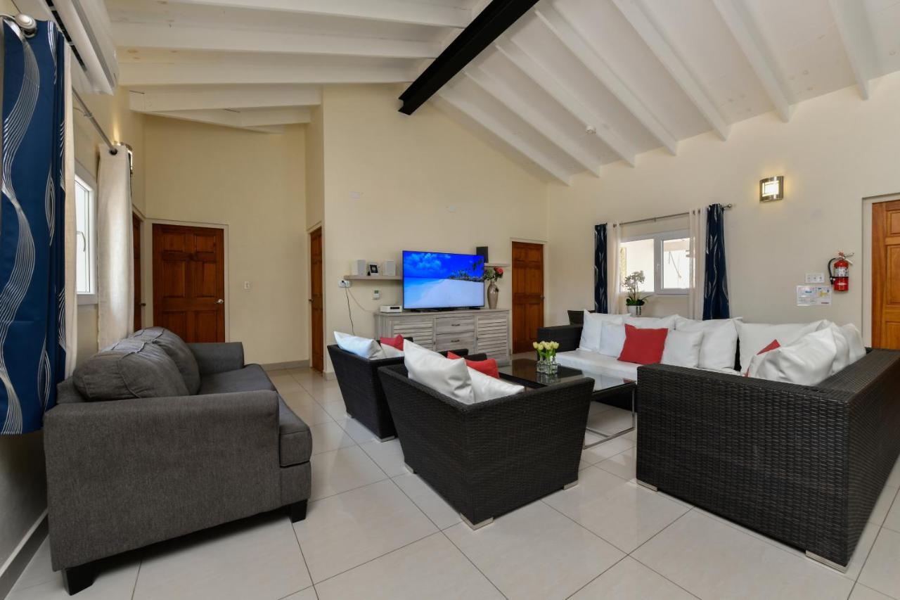 Villa Swiss Paradise With Private Pool Palm Beach Exterior foto