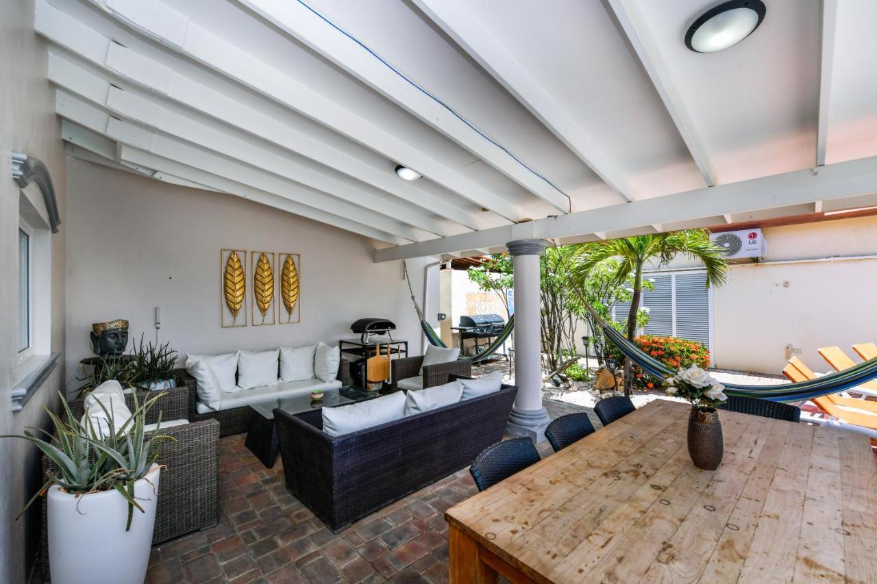 Villa Swiss Paradise With Private Pool Palm Beach Exterior foto
